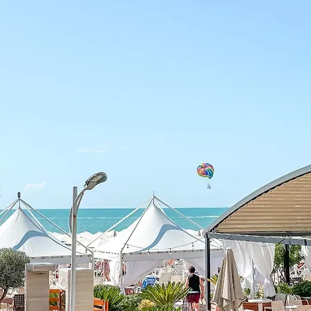Grand Blue Fafa Resort&spa 5*