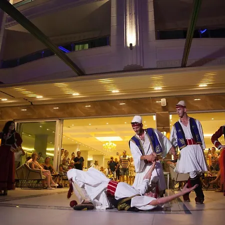 Grand Blue Fafa Resort&spa Kryemëdhej