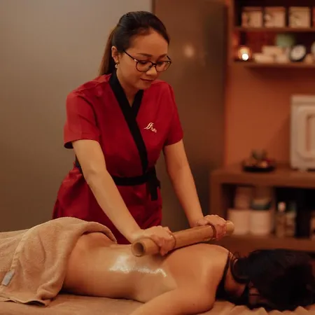 Grand Blue Fafa & Üdülőközpont 5*