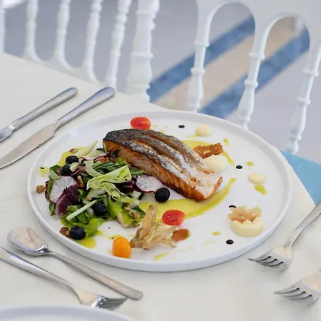 Grand Blue Fafa & 度假村