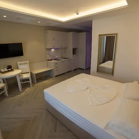 Grand Blue Fafa & 度假村 5*