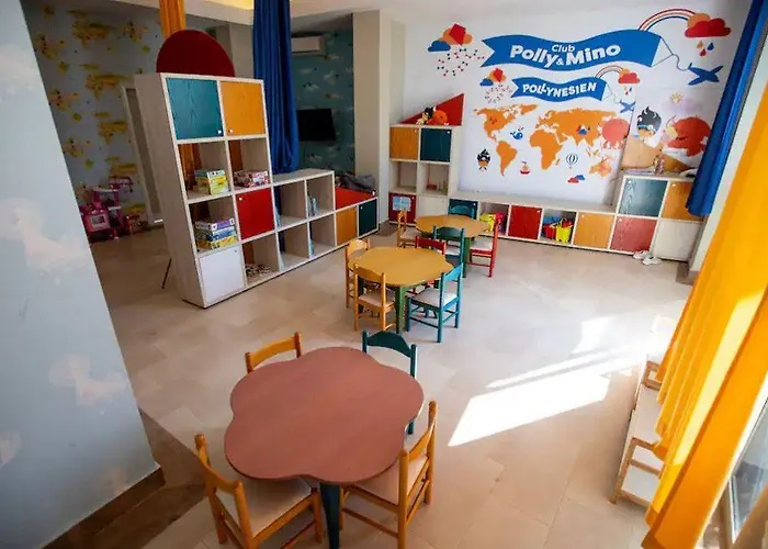 Grand Blue Fafa & Kryemedhej