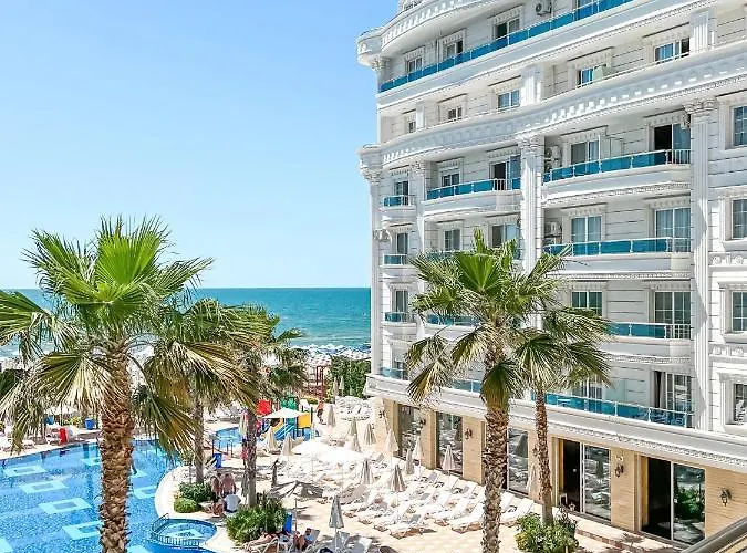 Üdülőközpont Grand Blue Fafa & 5*