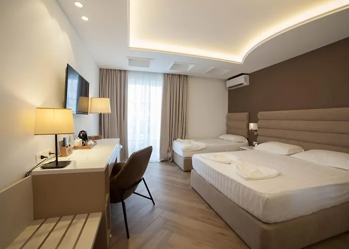 Resort Grand Blue Fafa & Kryemedhej