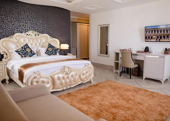 Grand Blue Fafa & 5* Kryemedhej